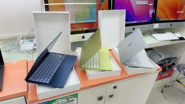 MacBook 2026 Neo models : Silver, Blue, Yellow