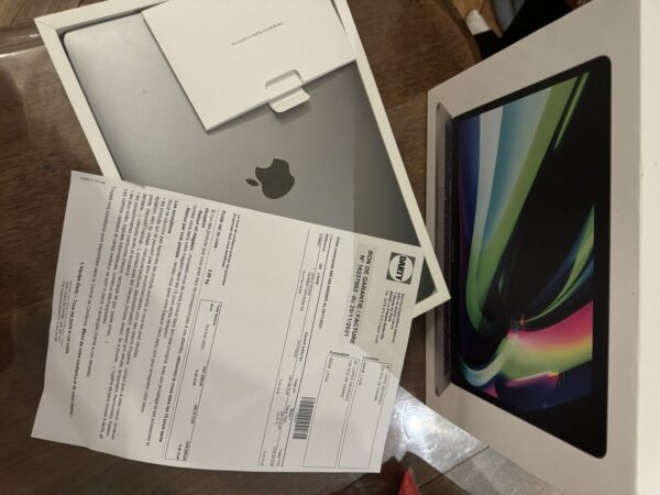 s-l1600 (40) Apple MacBook Pro 13" (256 Go SSD, M1, 8 Go) Laptop - Gris sidéral